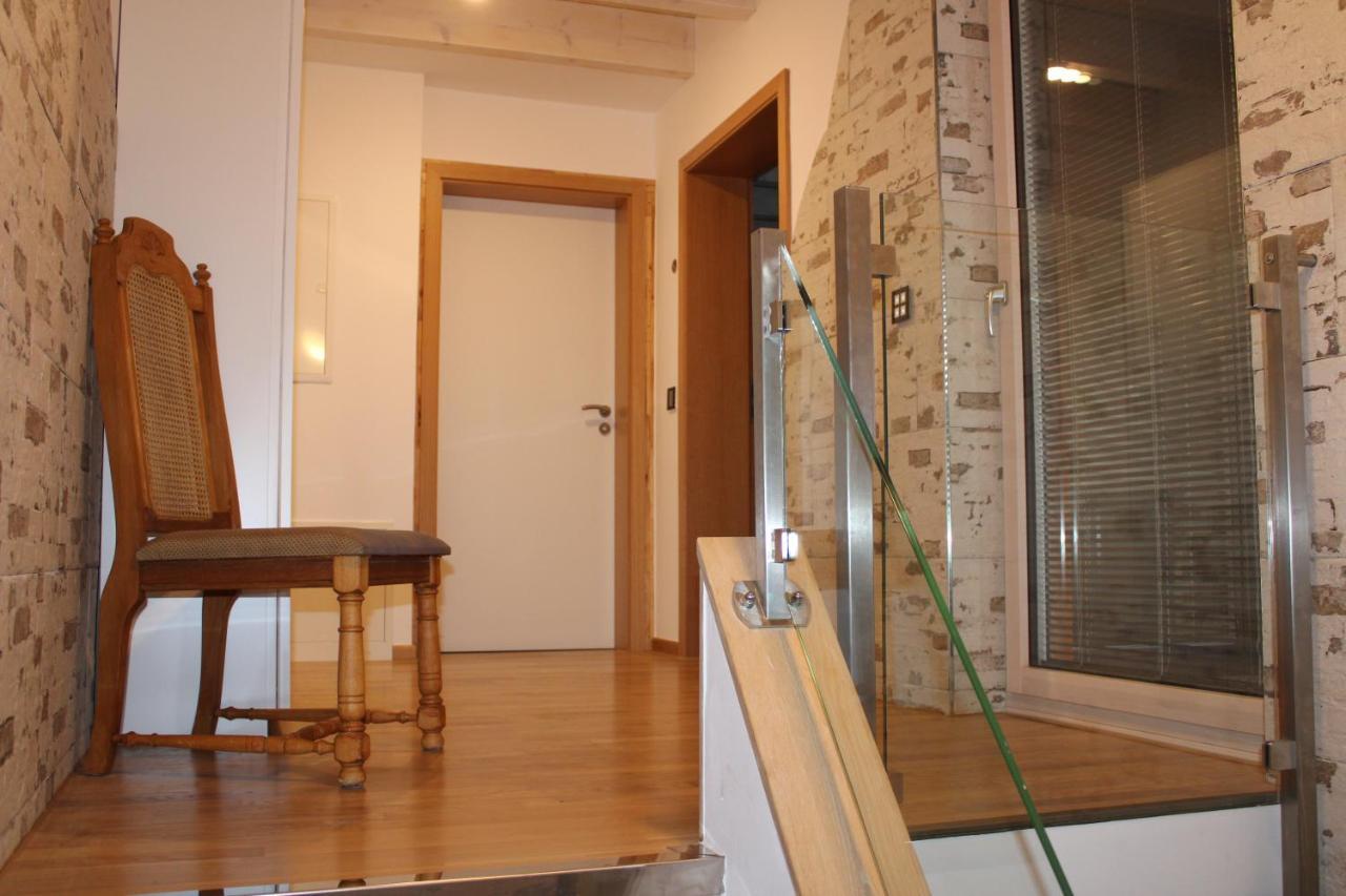 Klein-Fein Apartment Ойскирхен Екстериор снимка